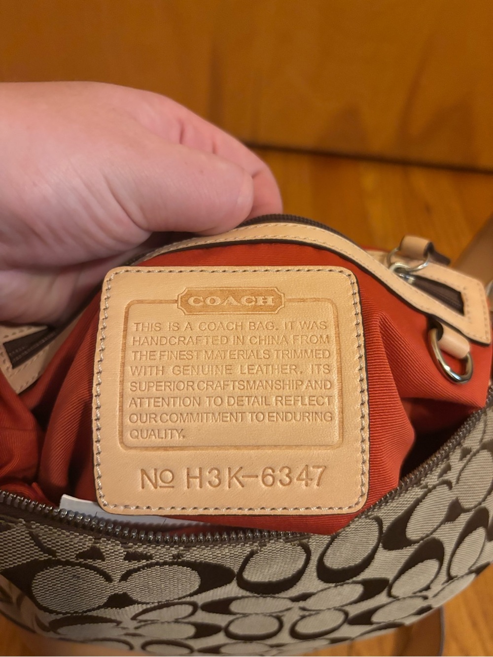 Coach Signature Canvas Hobo Bag in Khaki/Tan EUC - Picture 10 of 16